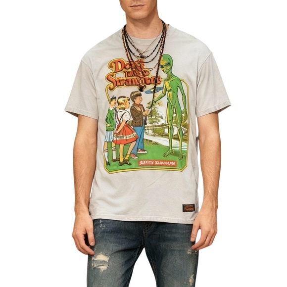 Steven Rhodes Don’t Talk To Strangers Graphic Cotton T-shirt Men’s Medium - Picture 9 of 9